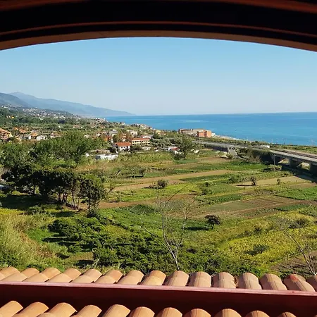 Anna - Mansarda Vista Mare Con Giardino E Patio 公寓 Fuscaldo