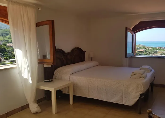 Anna - Mansarda Vista Mare Con Giardino E Patio * Fuscaldo