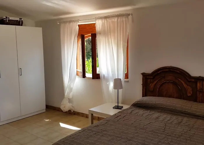 Anna - Mansarda Vista Mare Con Giardino E Patio דירה