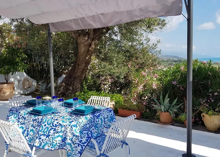 דירה Anna - Mansarda Vista Mare Con Giardino E Patio *